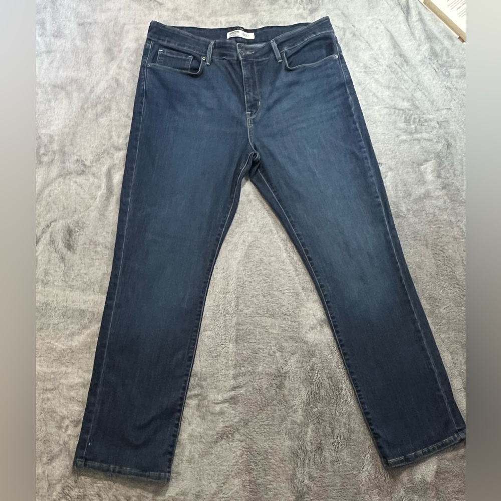 Signature by Levi Strauss Women's Dark Navy Totally Shaping Straight Jeans 14S